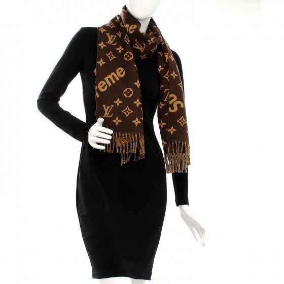 Louis Vuitton Wool Scarves & Wraps for Women for sale